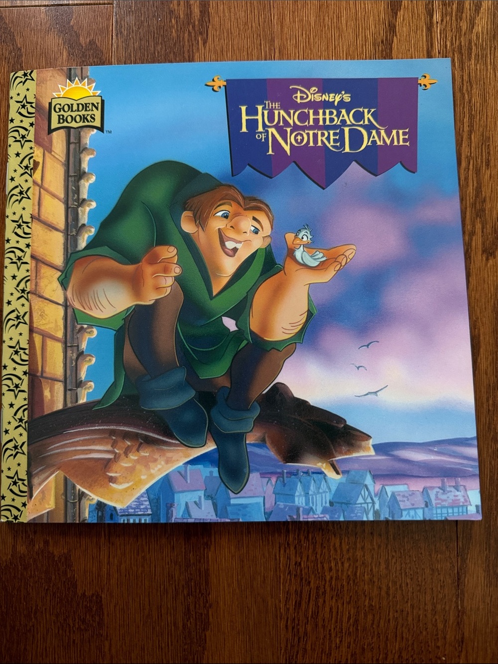 Vintage Disney Hunchback of Notre Dame 1996 Golden Look-Look Book